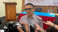Konferensi Pers Imc Jihn Dan Komrad